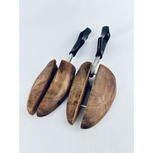 Shoe Keepers Wooden Shoe Stretchers #4 Rochester Shoe Tree Co Vtg USA split toe